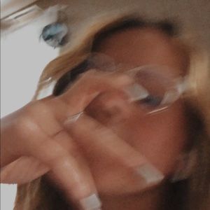 Meet your Posher, Gabrielle